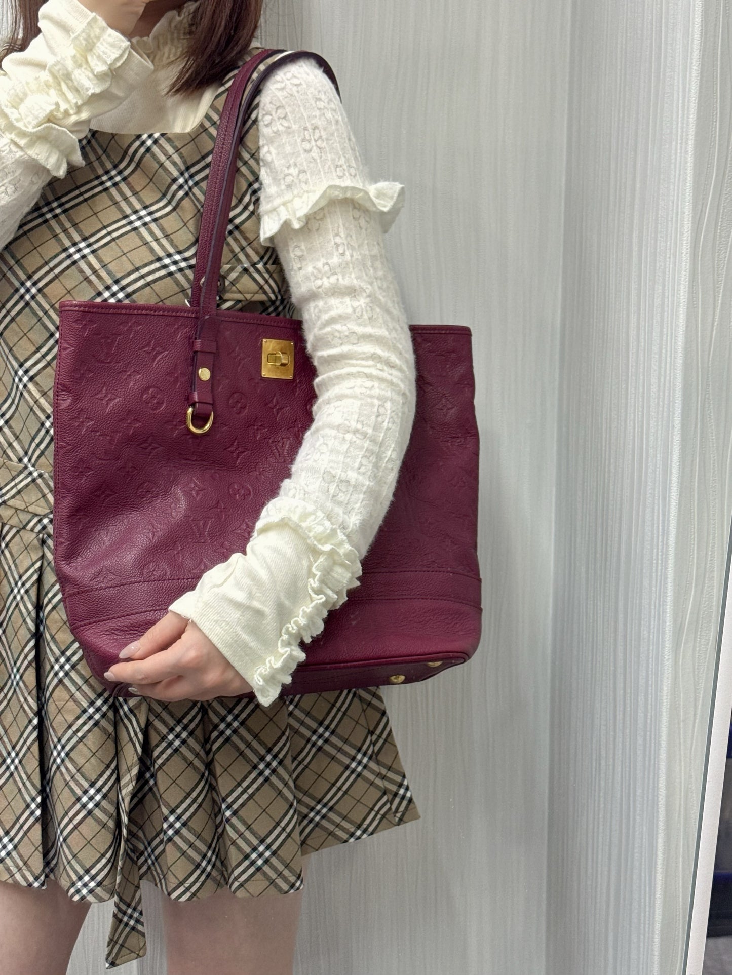 Louis Vuitton Tote One Shoulder Bag (Pre-owned)
