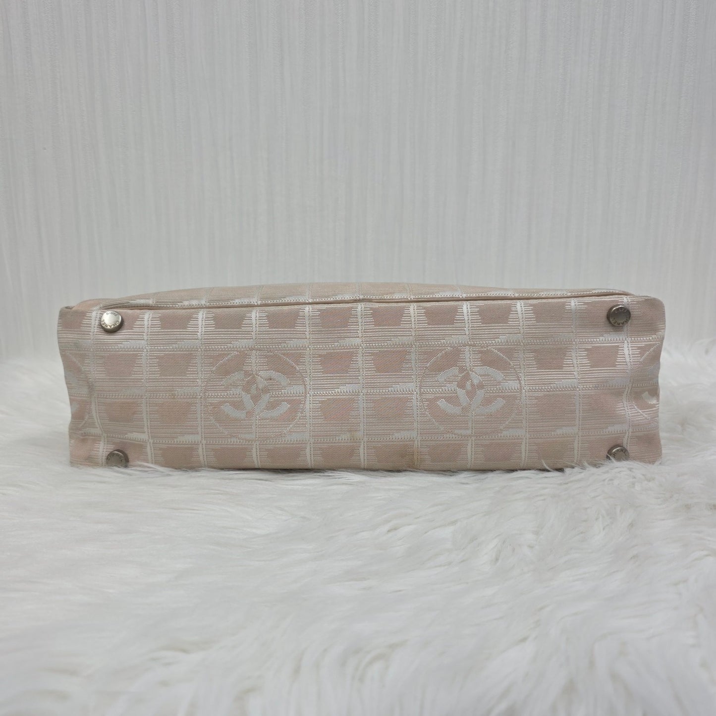 CHANEL Ice Grid Baguette Bag (Pre-owned)