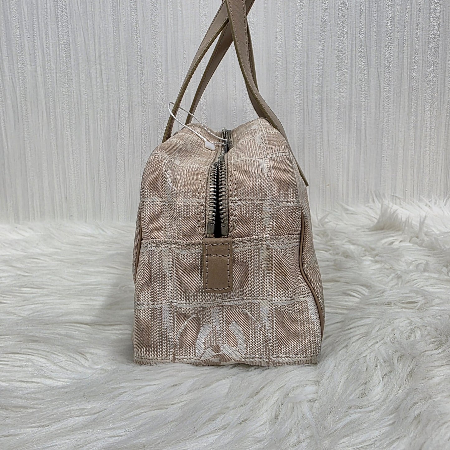 CHANEL Ice Grid Baguette Bag (Pre-owned)