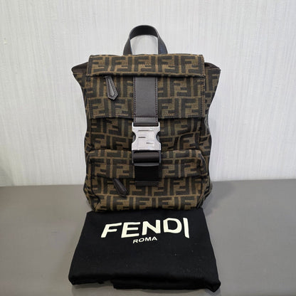 FENDI monogram 背包（二手） 