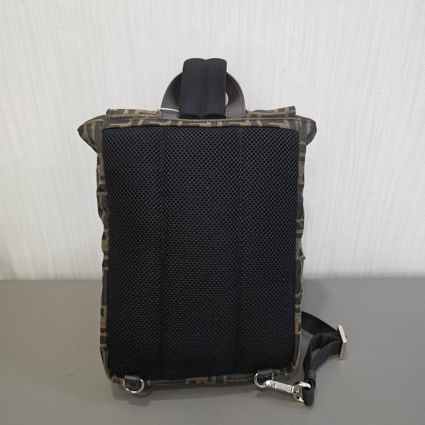 FENDI monogram 背包（二手） 