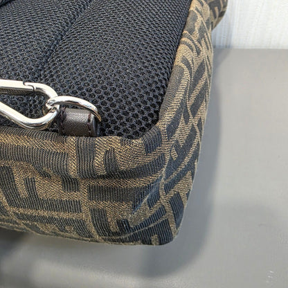 FENDI monogram 背包（二手） 