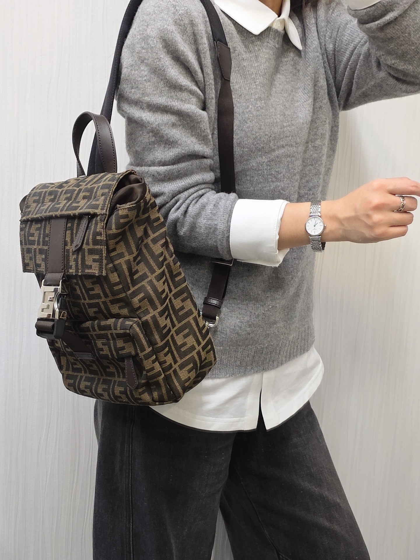 FENDI monogram 背包（二手） 