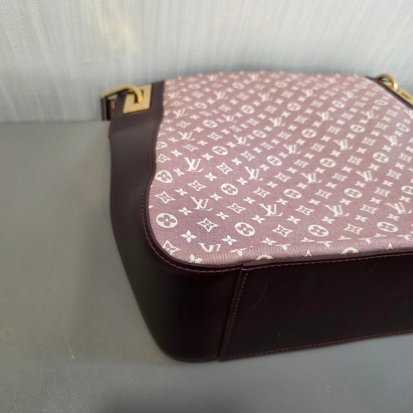 Louis Vuitton One Shoulder Bag (Pre-owned)