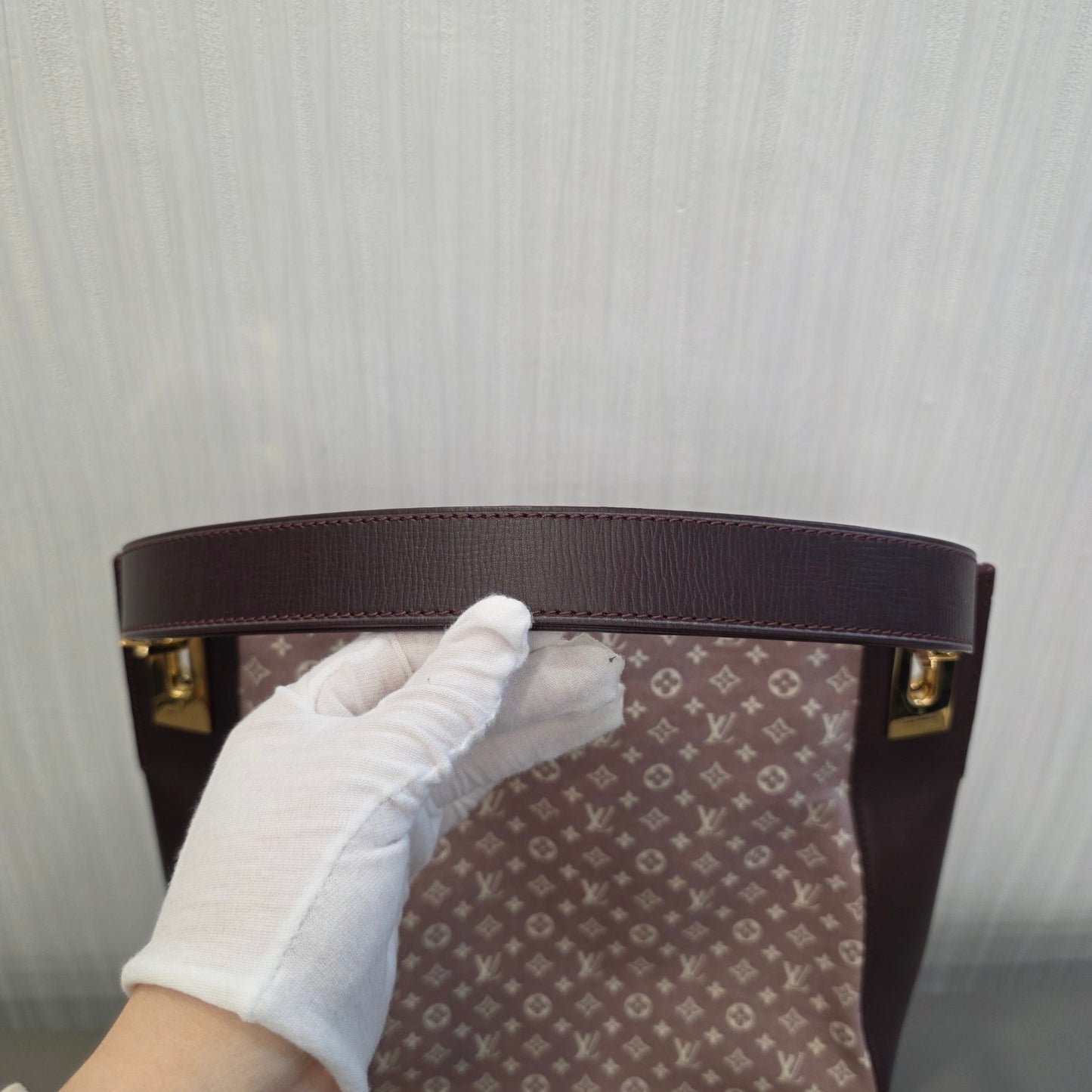 Louis Vuitton One Shoulder Bag (Pre-owned)