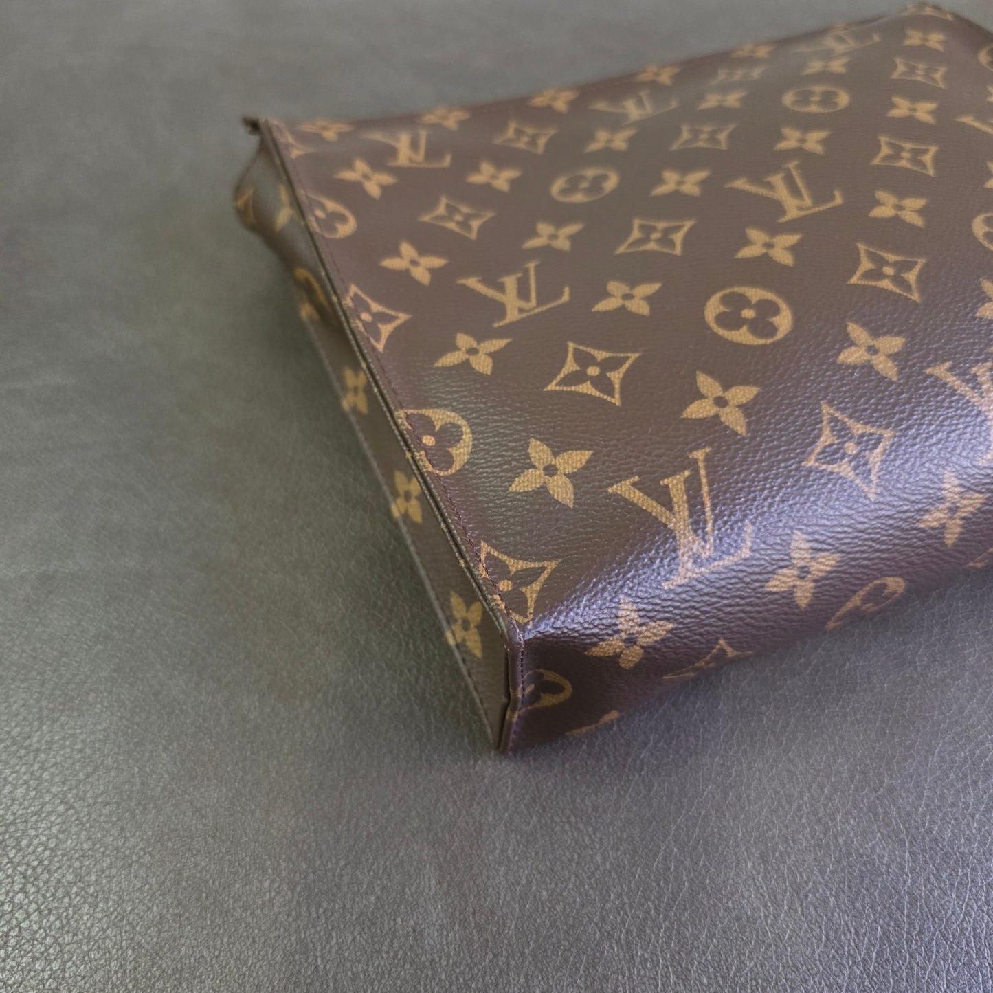 Louis Vuitton Monogram Handbag (Pre-owned)