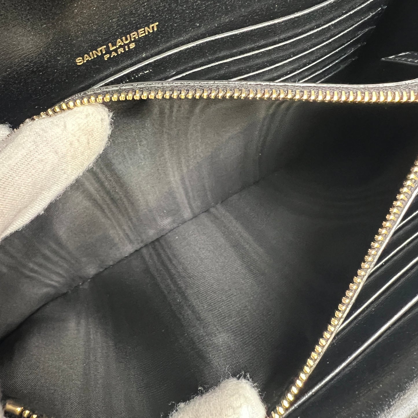 YSL Chained Crossbody Bag (Pre-owned)