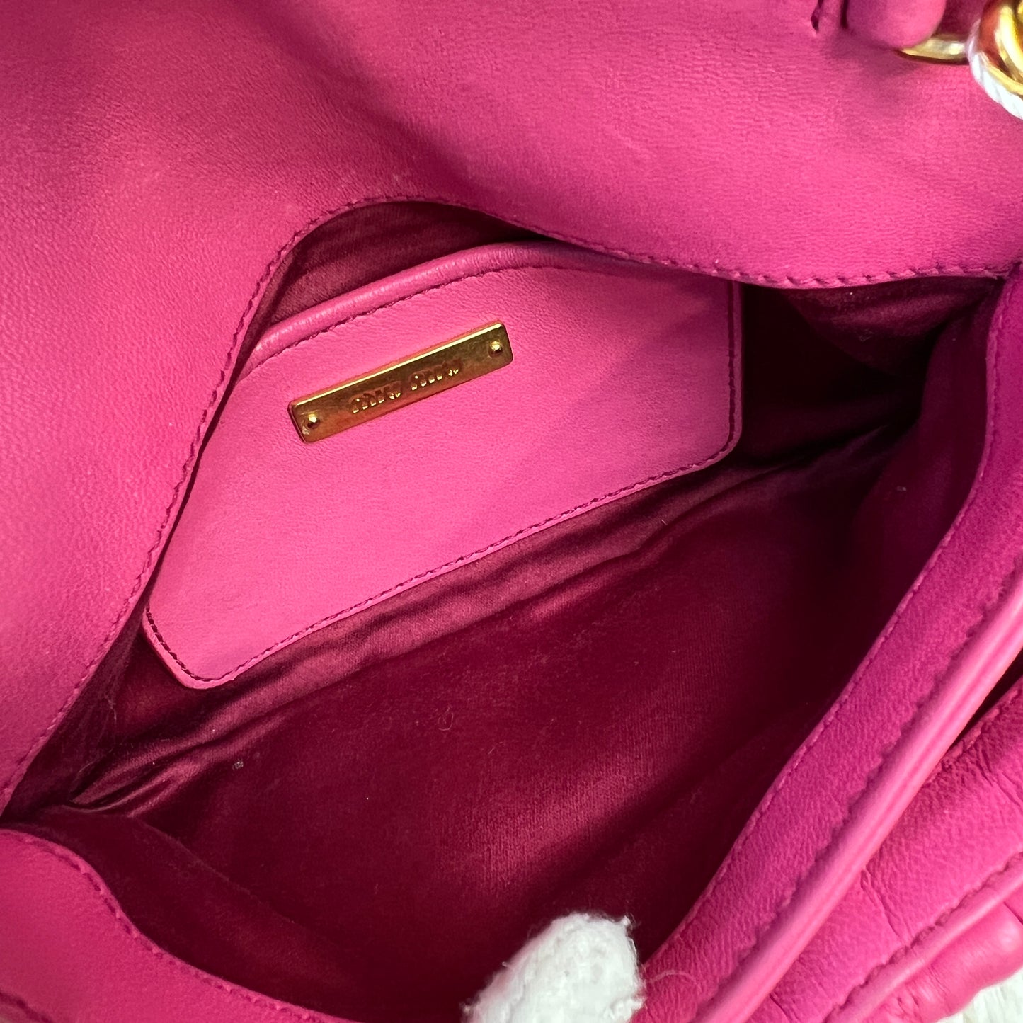 MIUMIU Chained Shoulder Bag (Pre-owned)