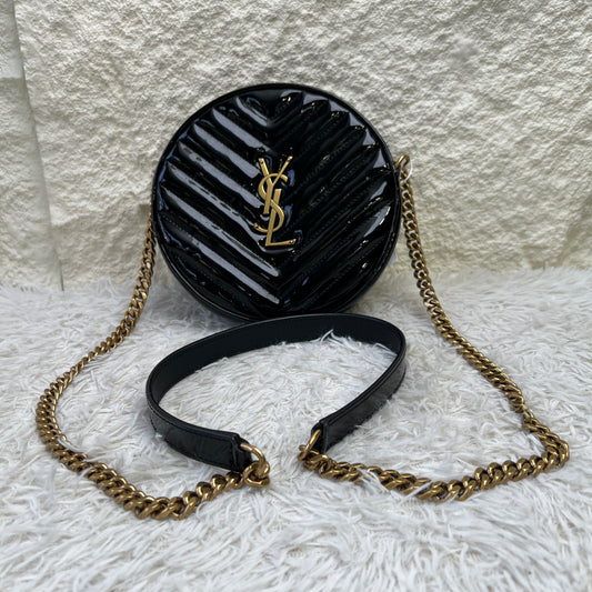 YSL Chained Vinyle Round Shoulder Bag (Pre-owned)