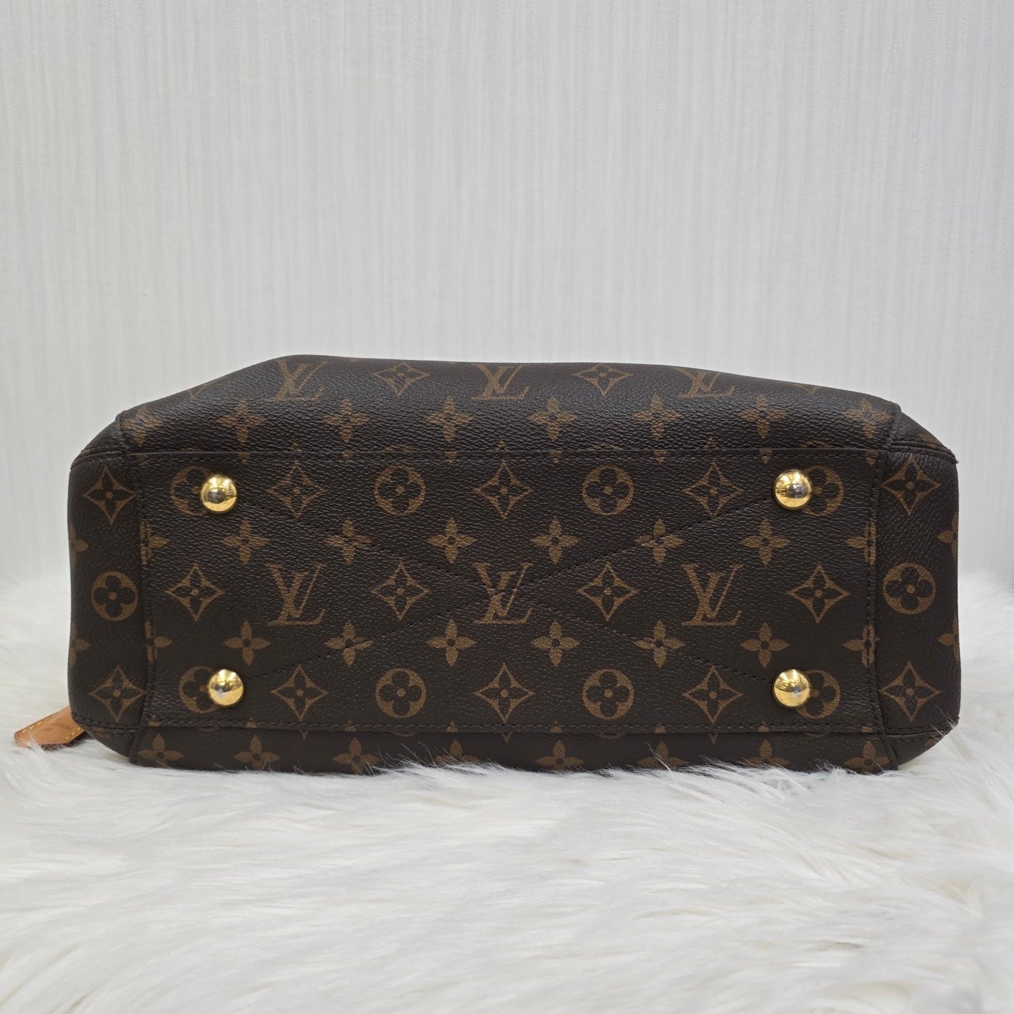 Louis Vuitton Monogram One Shoulder Bag (Pre-owned)