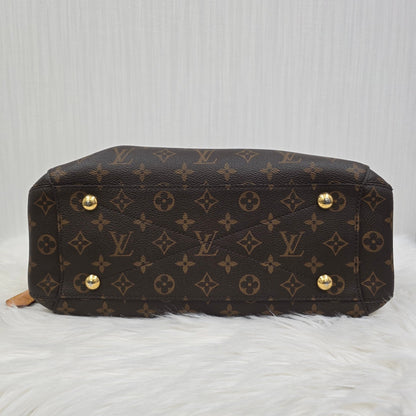 Louis Vuitton Monogram One Shoulder Bag (Pre-owned)