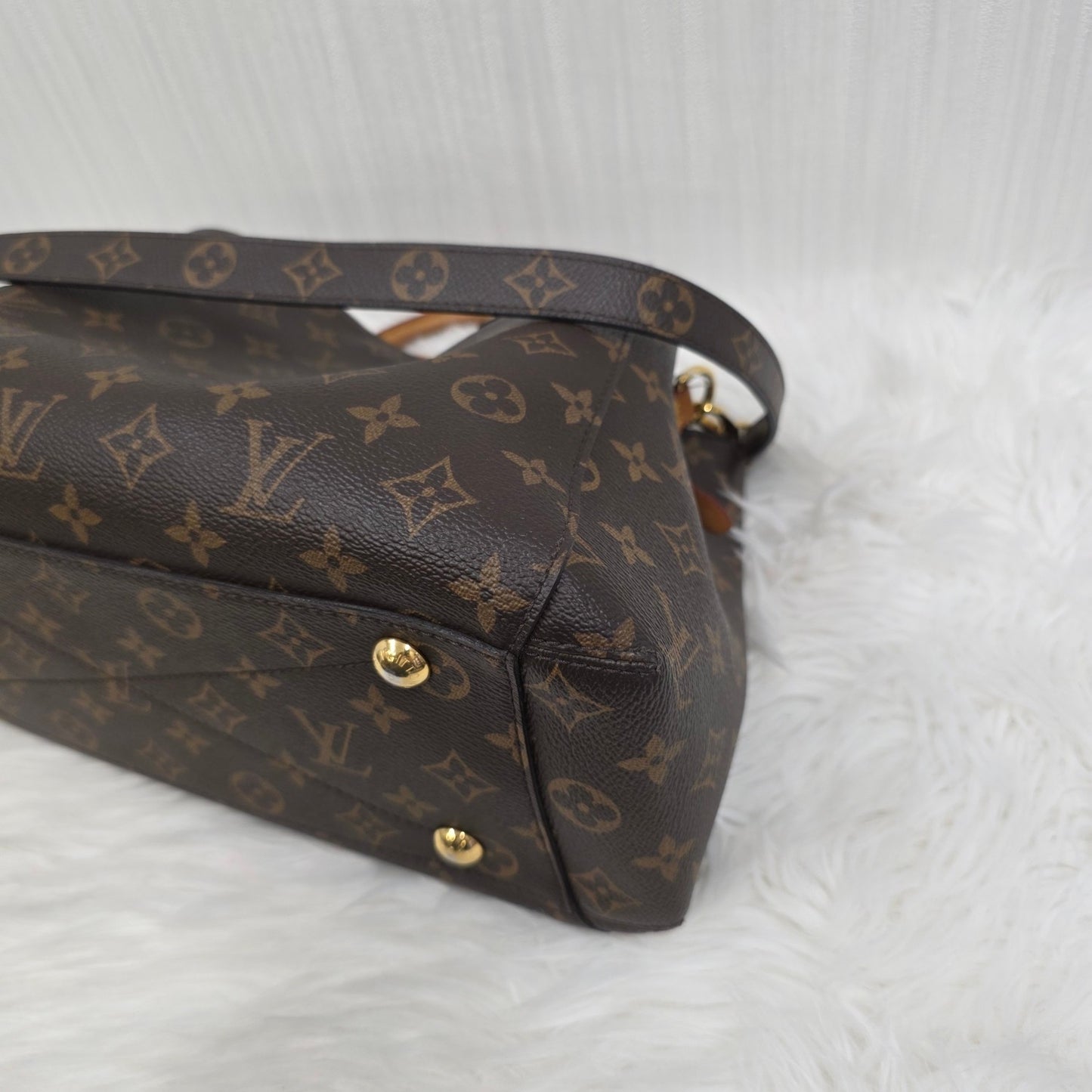 Louis Vuitton Monogram One Shoulder Bag (Pre-owned)