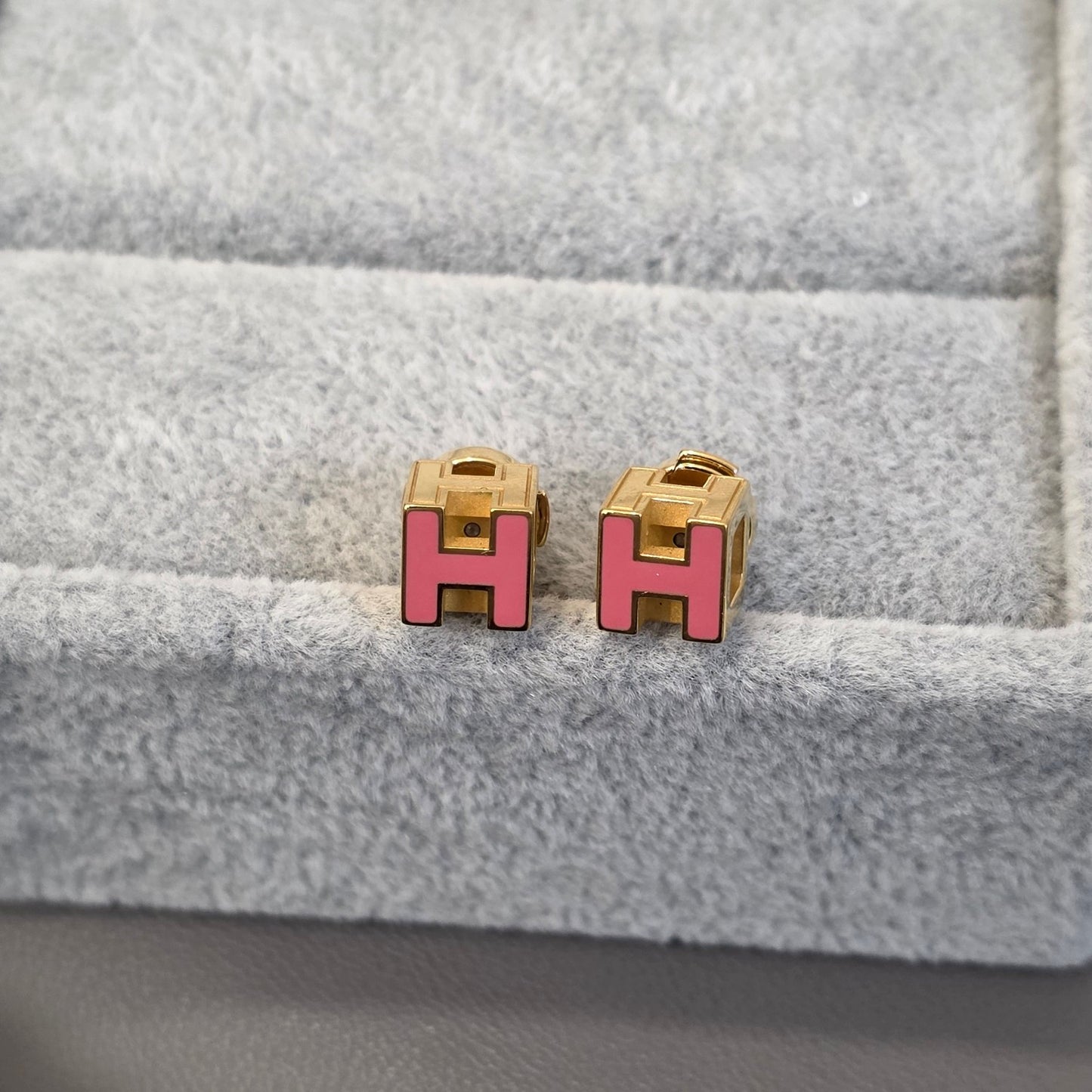 Hermes Cage H Ear Studs (Pre-owned)