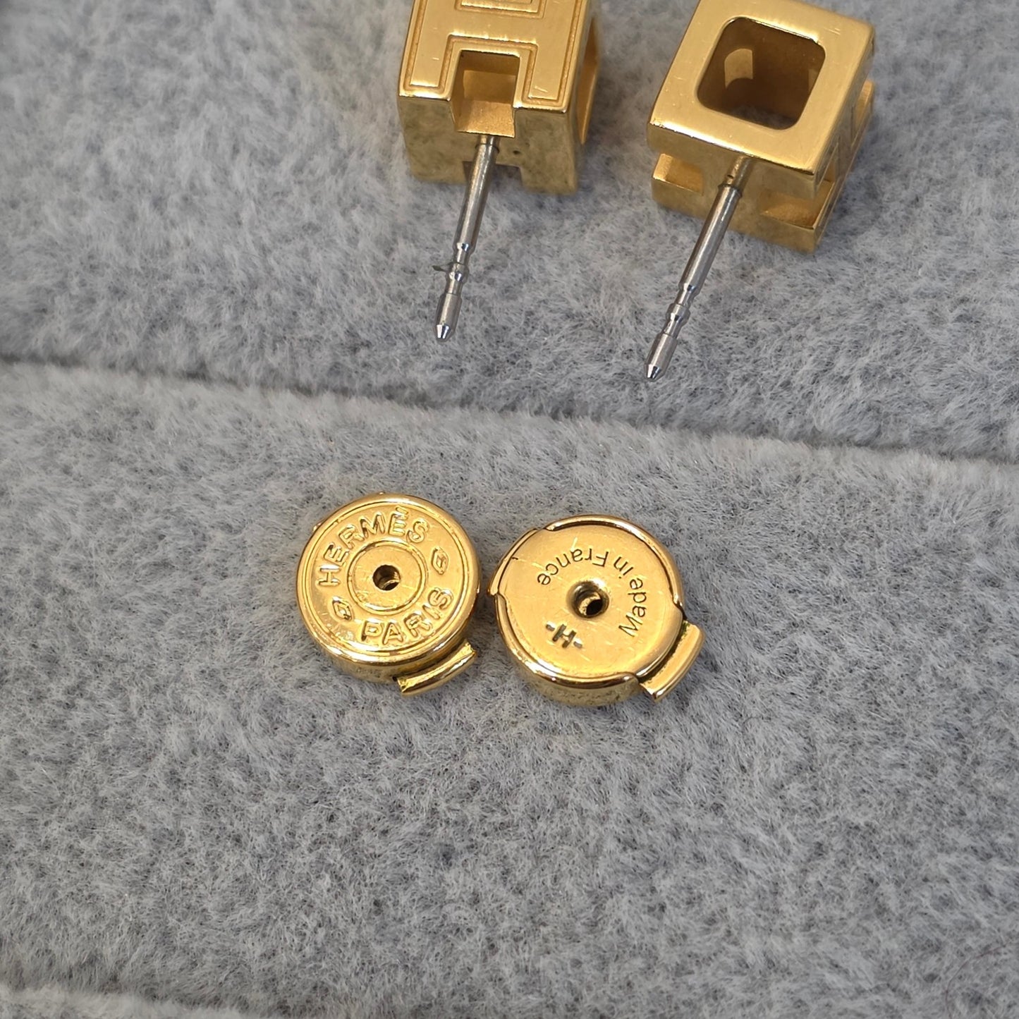 Hermes Cage H Ear Studs (Pre-owned)