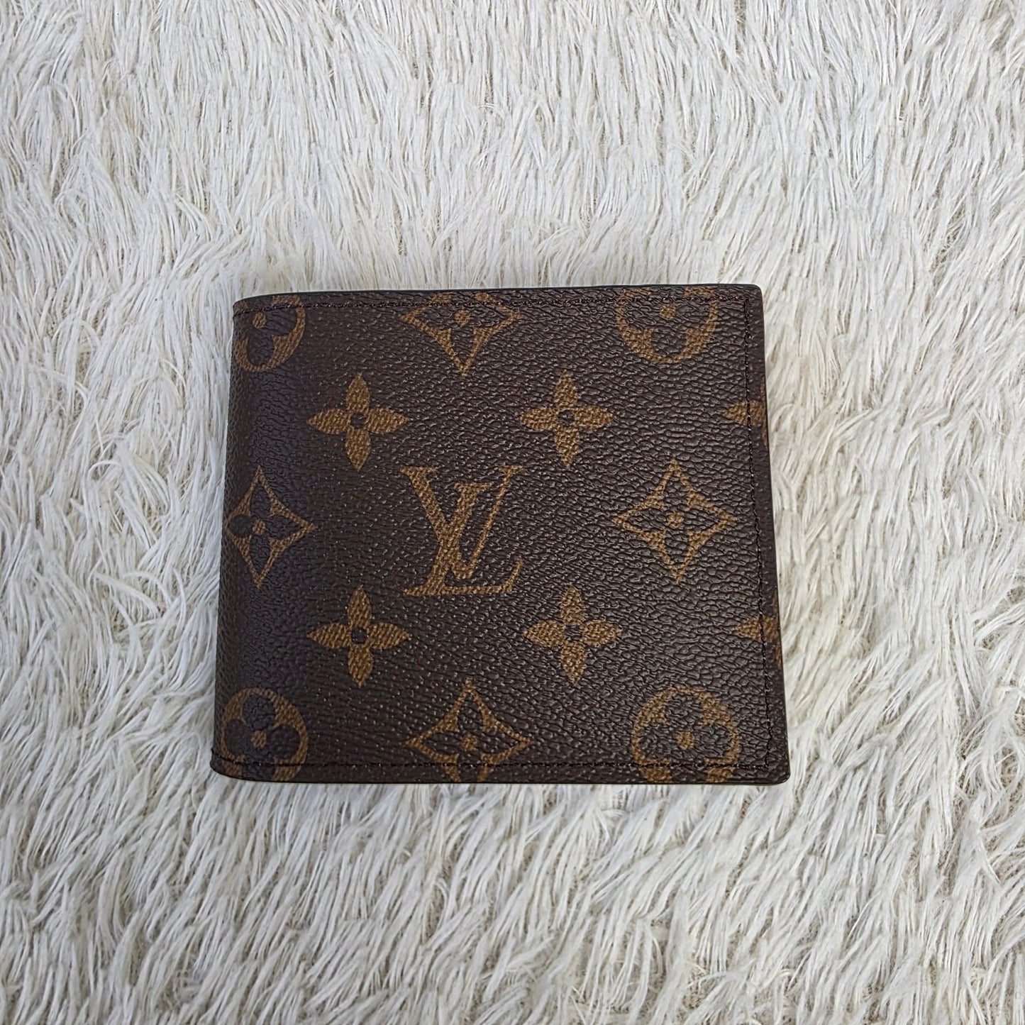 Louis Vuitton Monogram Short Wallet (Pre-owned)