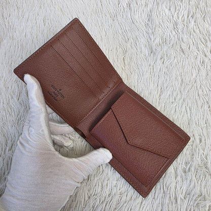 Louis Vuitton Monogram Short Wallet (Pre-owned)