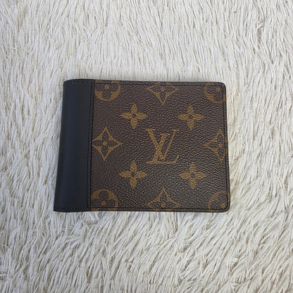 Louis Vuitton Monogram Short Wallet (Pre-owned)