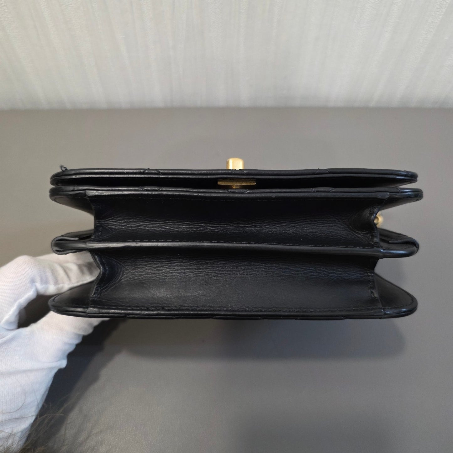 CHANEL Chained Crossbody Bag (Pre-owned)