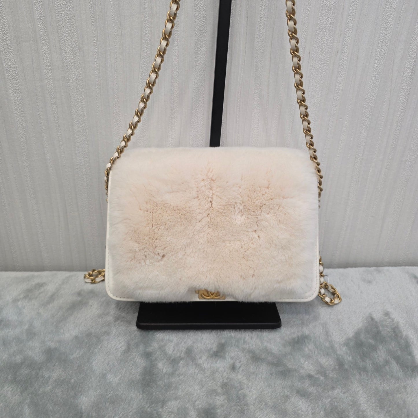 Chanel Rabbit Fur Classic Flap Bag (Pre-owned)