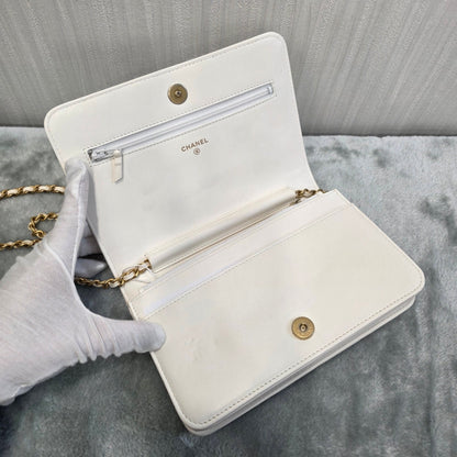 Chanel Rabbit Fur Classic Flap Bag (Pre-owned)