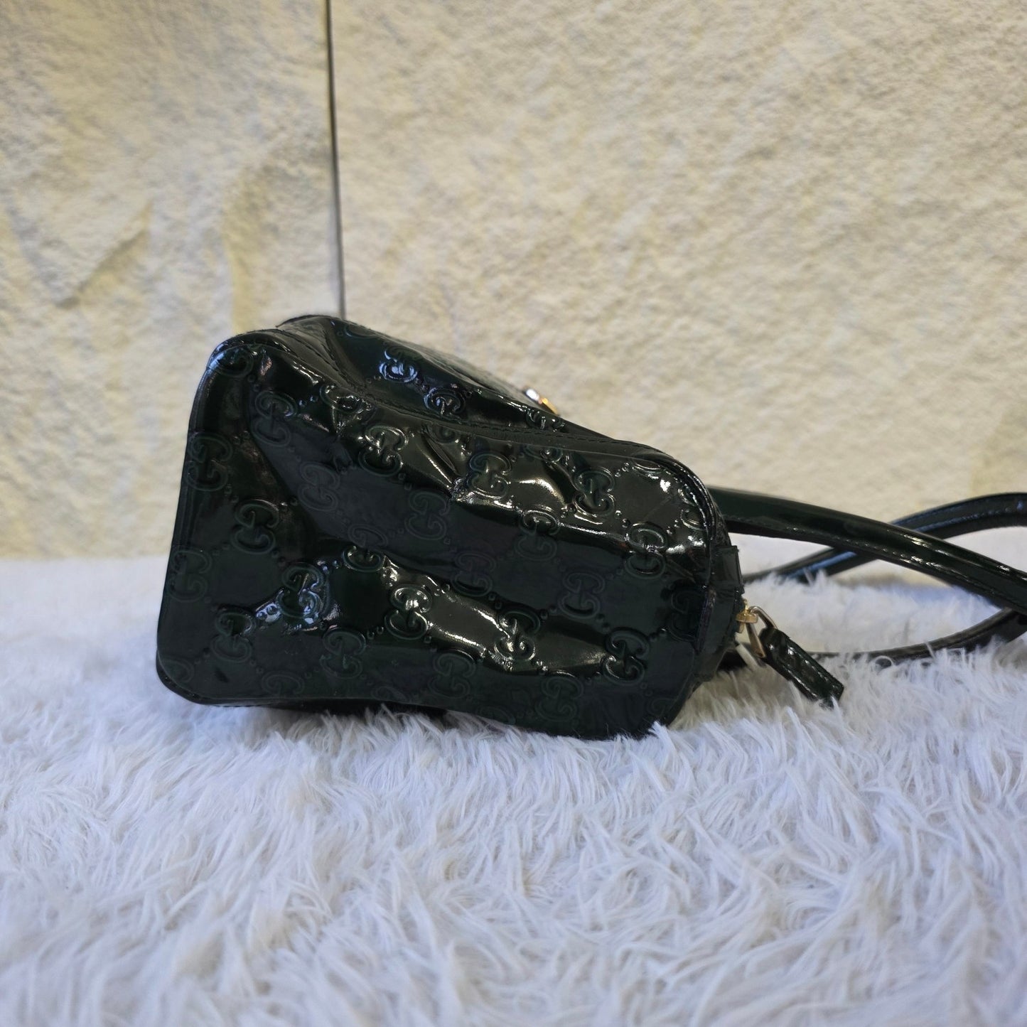 Gucci 深绿色漆皮 Microguccissima 手提包（二手） 