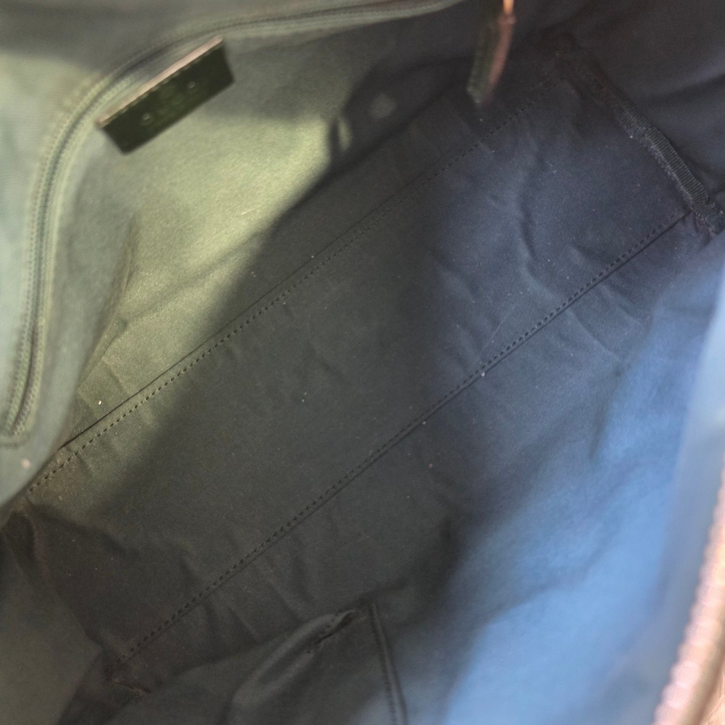 Gucci 深绿色漆皮 Microguccissima 手提包（二手） 