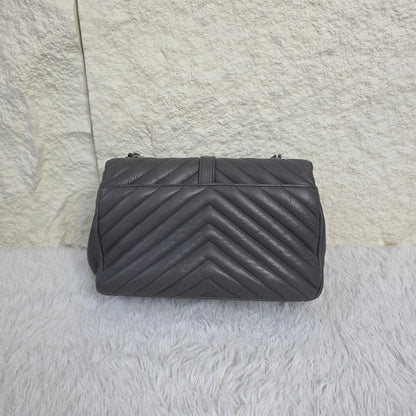 YSL Medium Envelope Chain Shoulder Bag (Pre-owned)