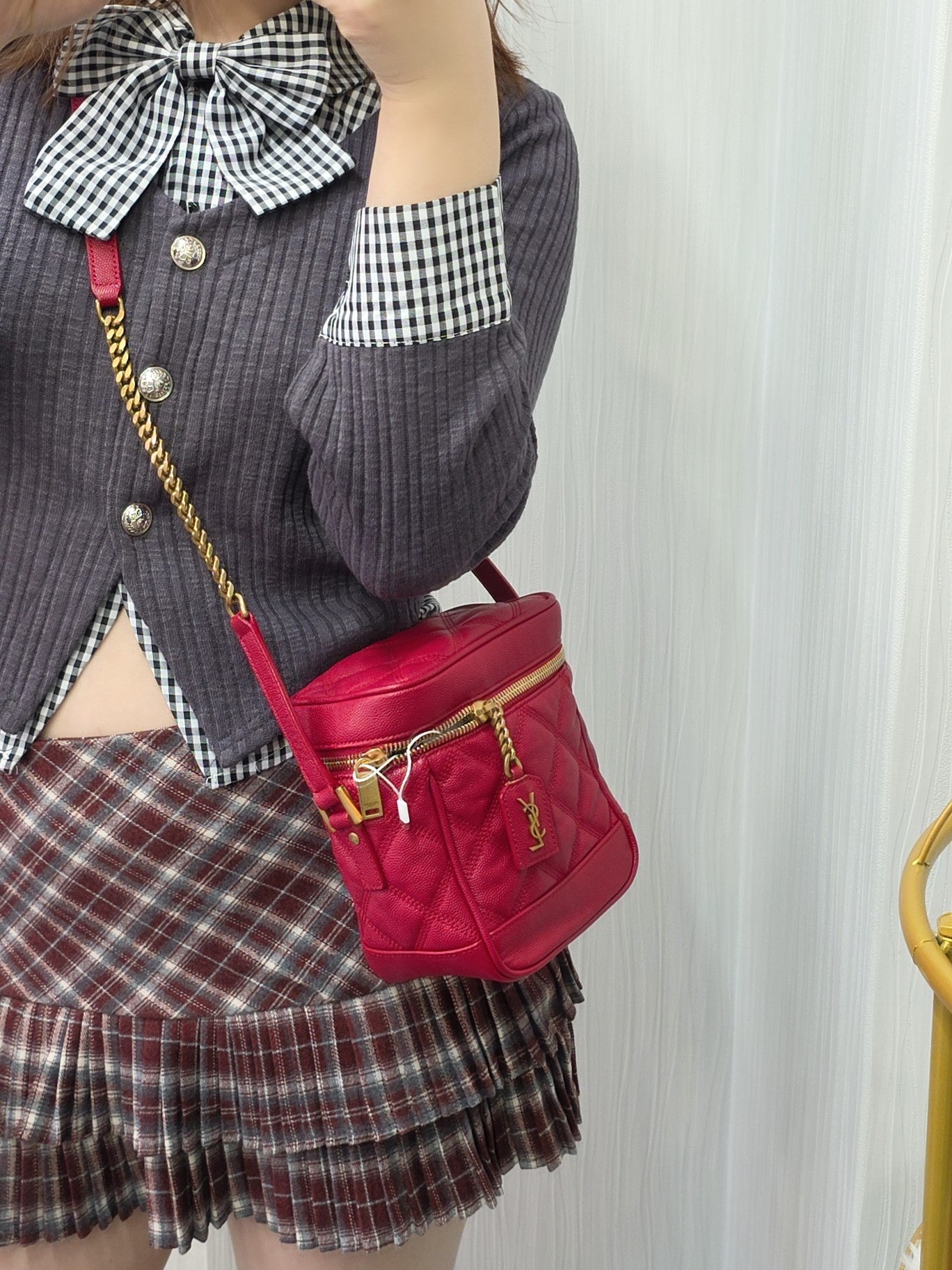 YSL 80's Vanity Chain Bag (Pre-owned)