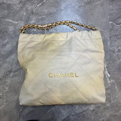 CHANEL 22 Tote / Shopping Bag (Pre-owned)