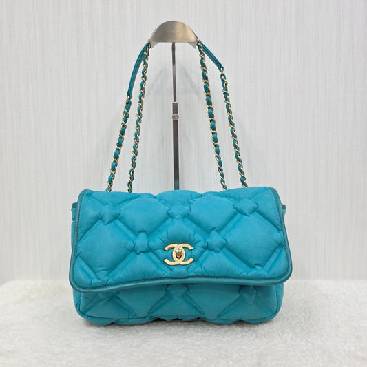 CHANEL Medium Chanel 19 Flap Bag (Pre-owned)