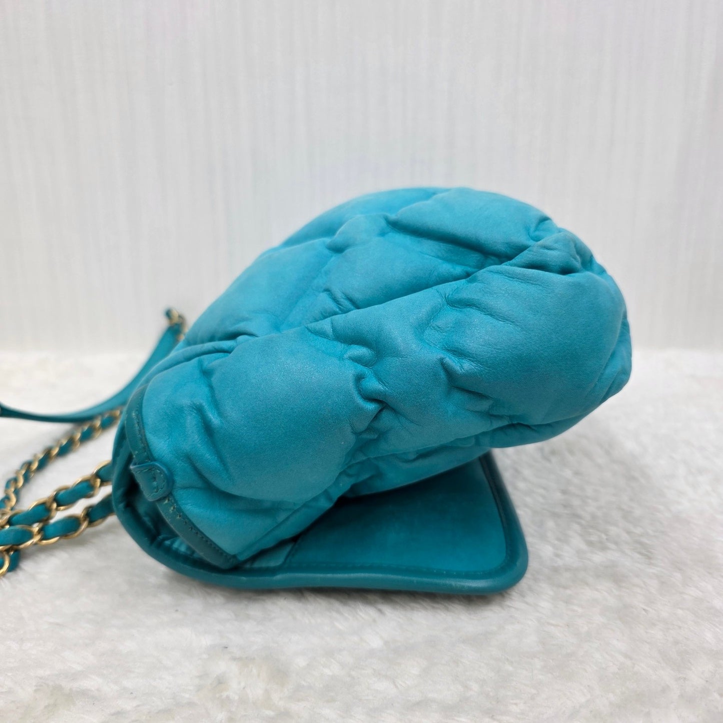 CHANEL Medium Chanel 19 Flap Bag (Pre-owned)