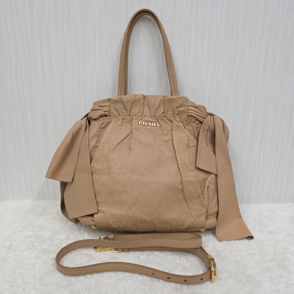 Prada Handbag with Strap (Pre-owned)