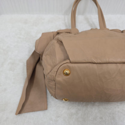 Prada Handbag with Strap (Pre-owned)