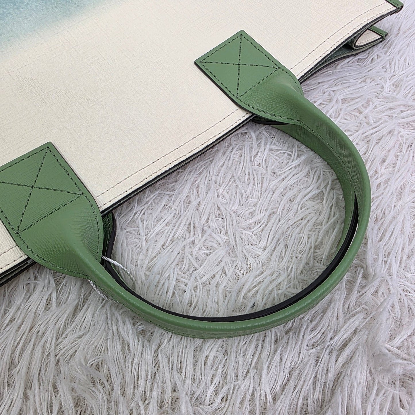 GUCCI Medium Tote Bag – Cat Print Canvas with Green Leather Trim (Pre-owned)