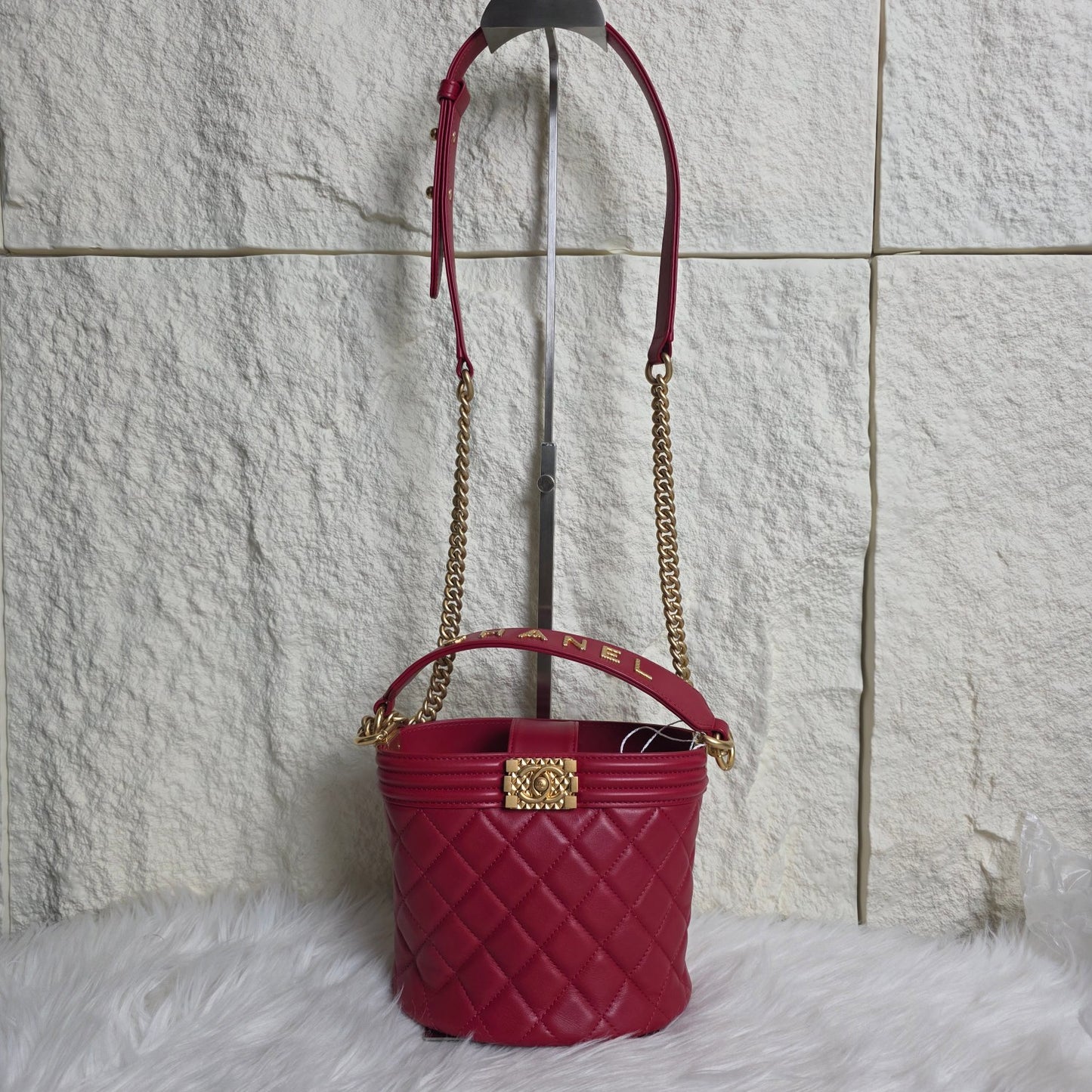 CHANEL Gabrielle-inspired Bucket Chain Bag (Pre-owned)