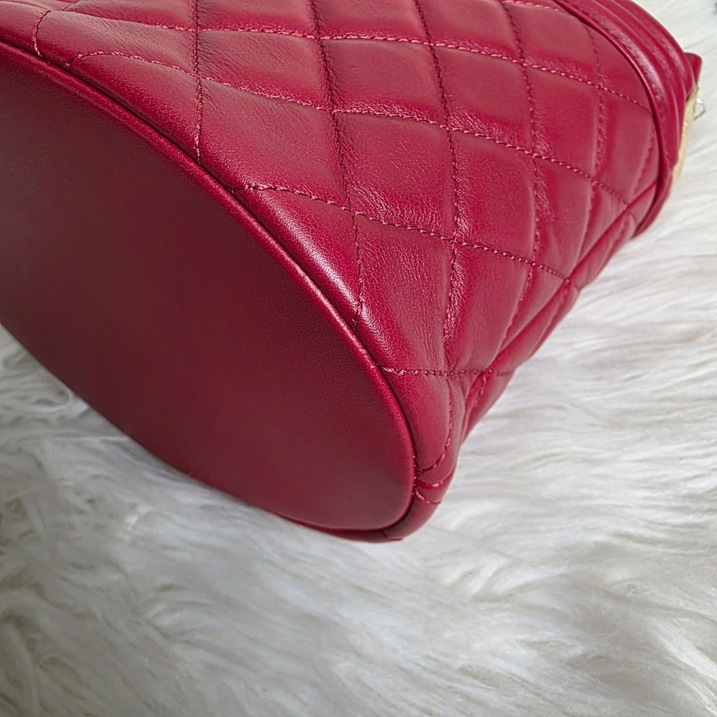 CHANEL Gabrielle-inspired Bucket Chain Bag (Pre-owned)