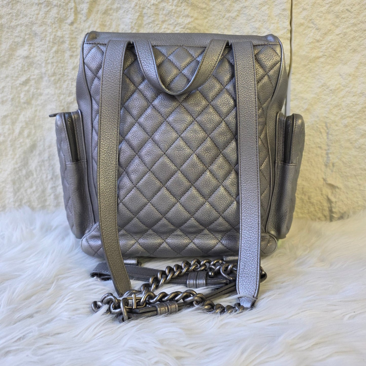 CHANEL Quilted Leather Backpack (Pre-Owned)