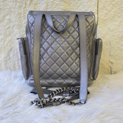 CHANEL Quilted Leather Backpack (Pre-Owned)