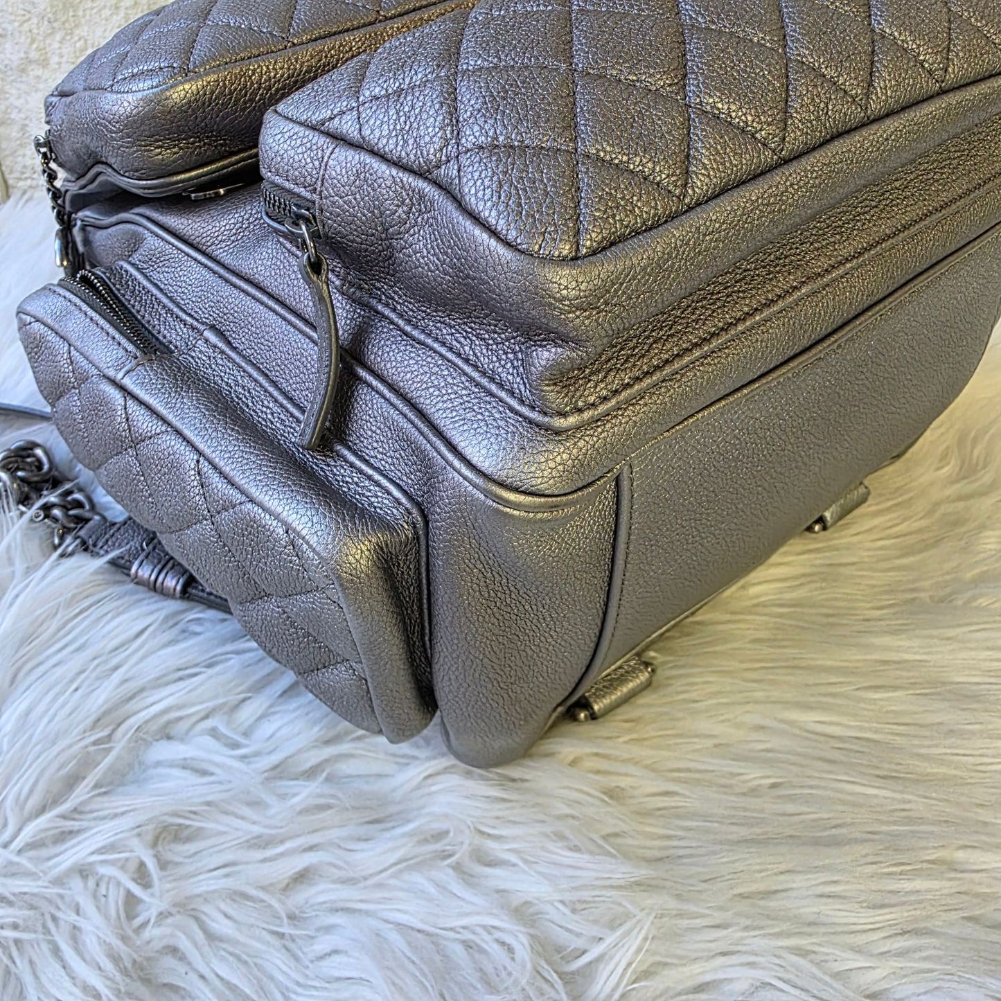 CHANEL Quilted Leather Backpack (Pre-Owned)