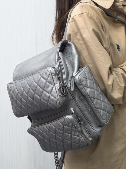 CHANEL Quilted Leather Backpack (Pre-Owned)