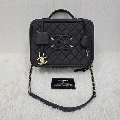 CHANEL CC Filigree Vanity Case Bag (Pre-Owned)