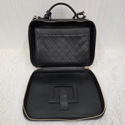 CHANEL CC Filigree Vanity Case Bag (Pre-Owned)