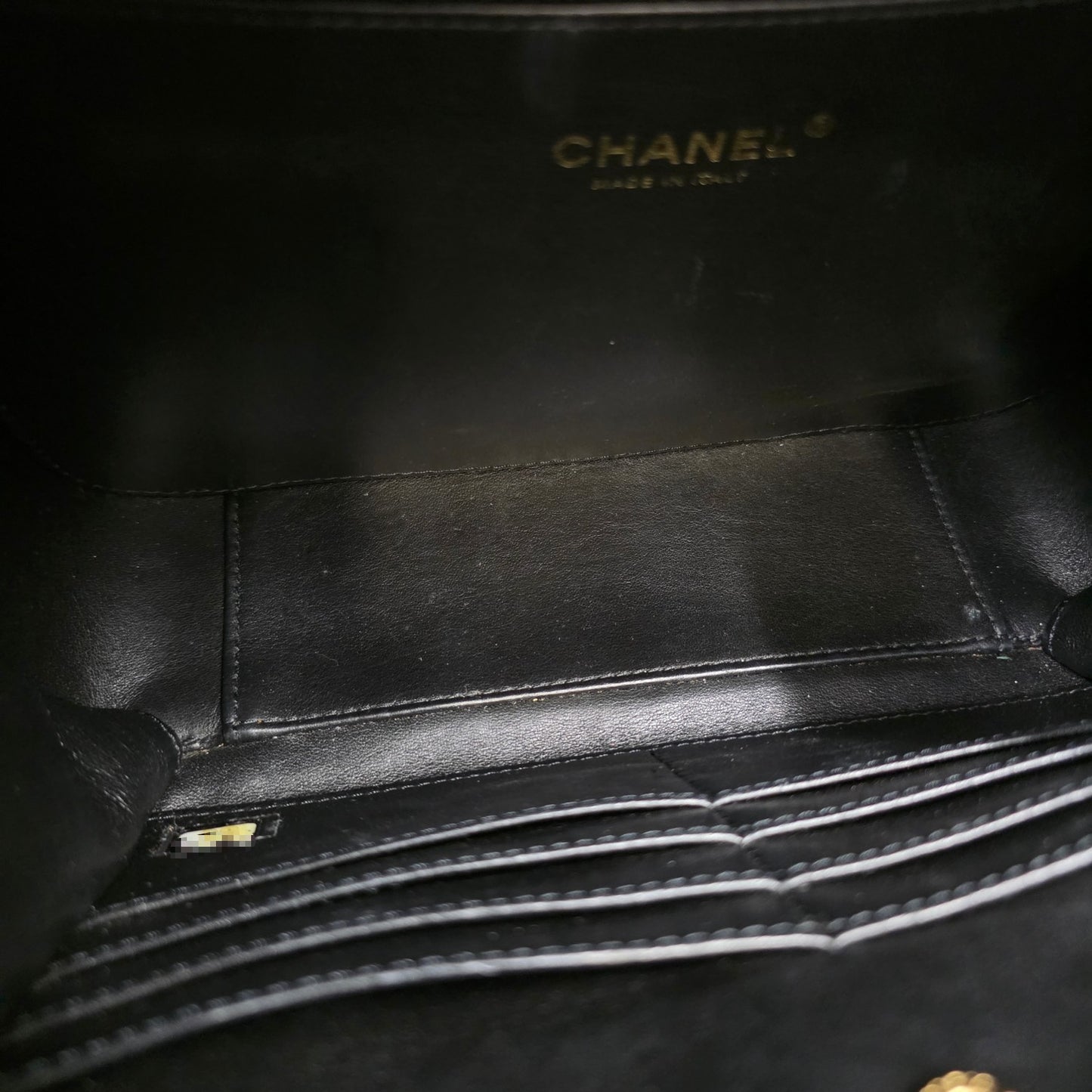 CHANEL CC Filigree Vanity Case Bag (Pre-Owned)