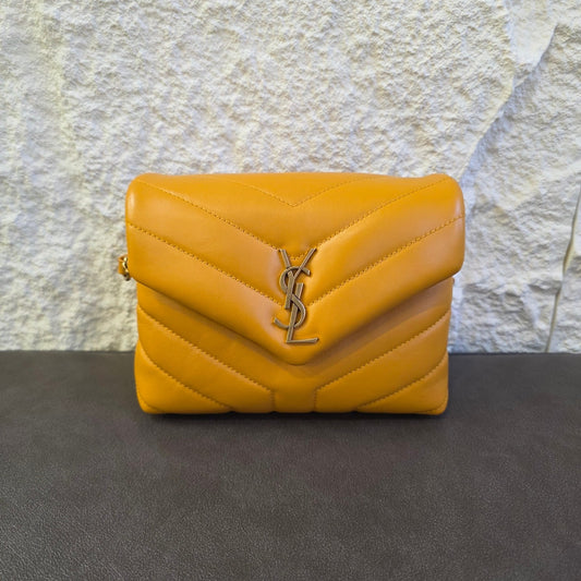 Saint Laurent Loulou Small Handbag (Pre-Owned)