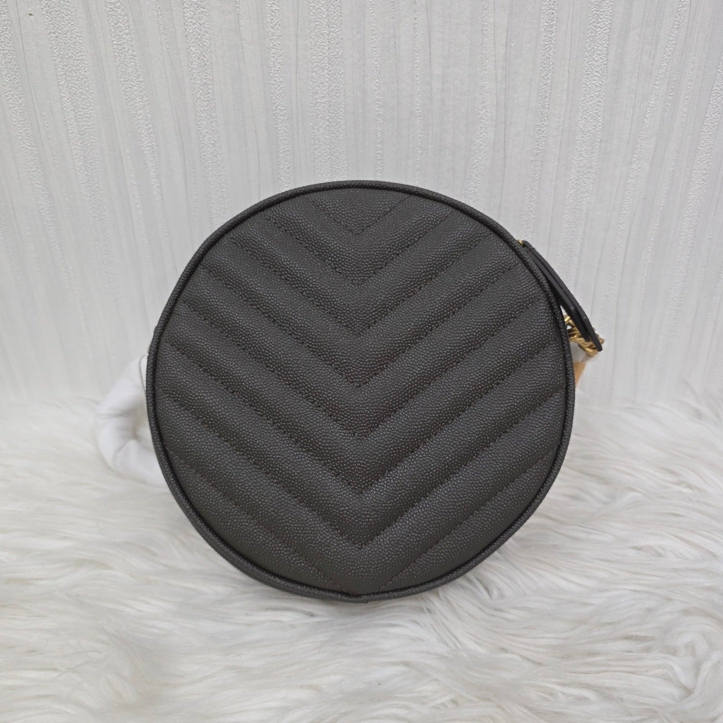 Saint Laurent Lou Round Crossbody Handbag Grey Quilted Leather Gold Logo (Pre-Owned)