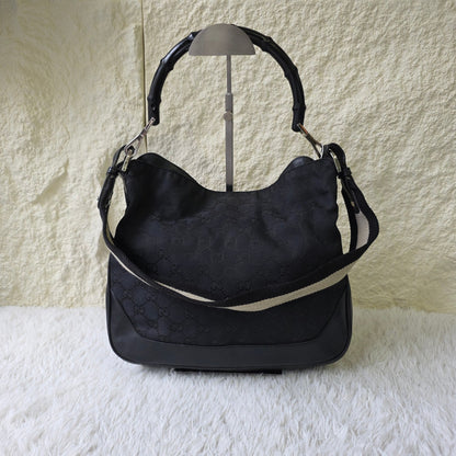 Gucci GG Canvas Shoulder Handbag (Pre-Owned)