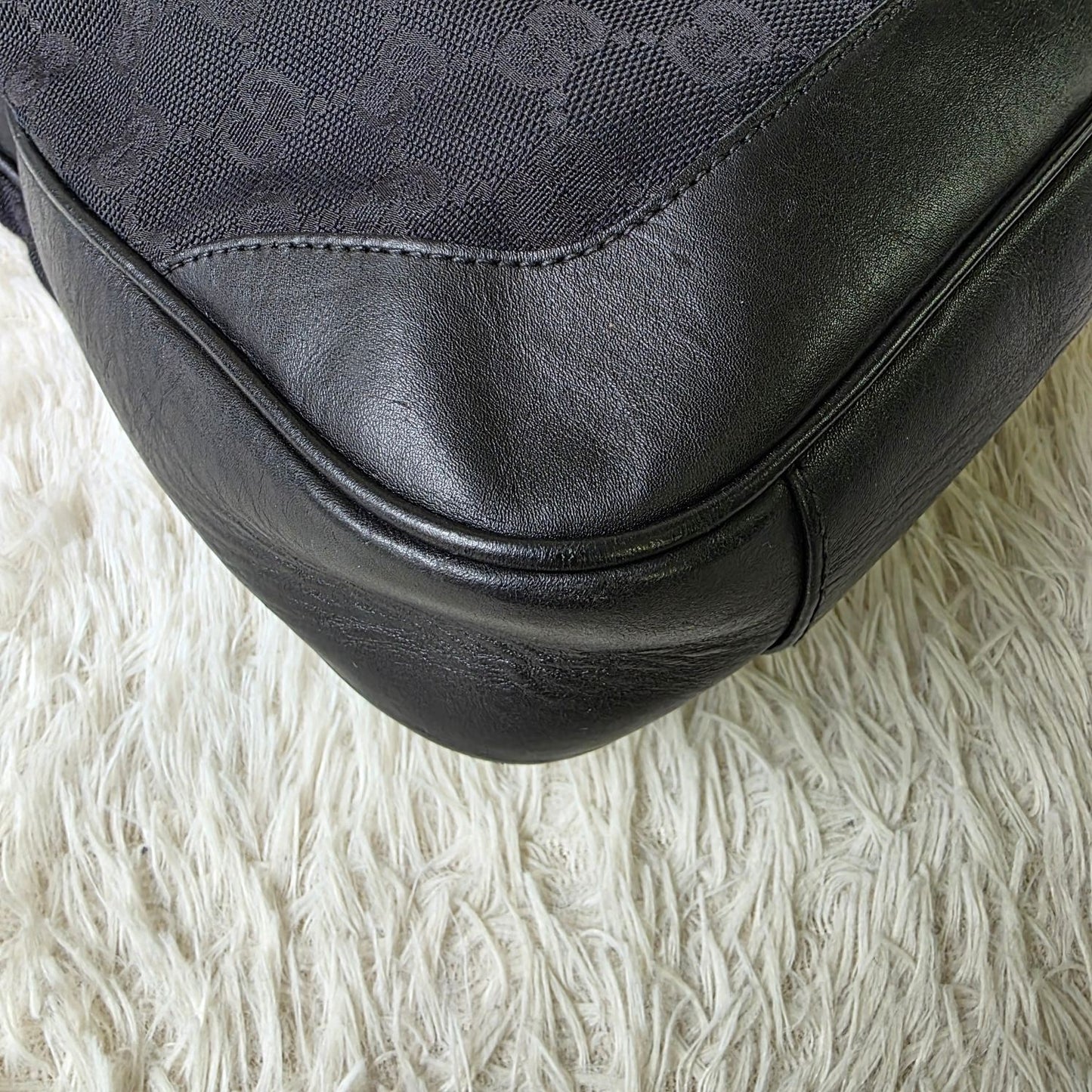 Gucci GG Canvas Shoulder Handbag (Pre-Owned)
