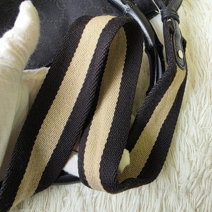 Gucci GG Canvas Shoulder Handbag (Pre-Owned)