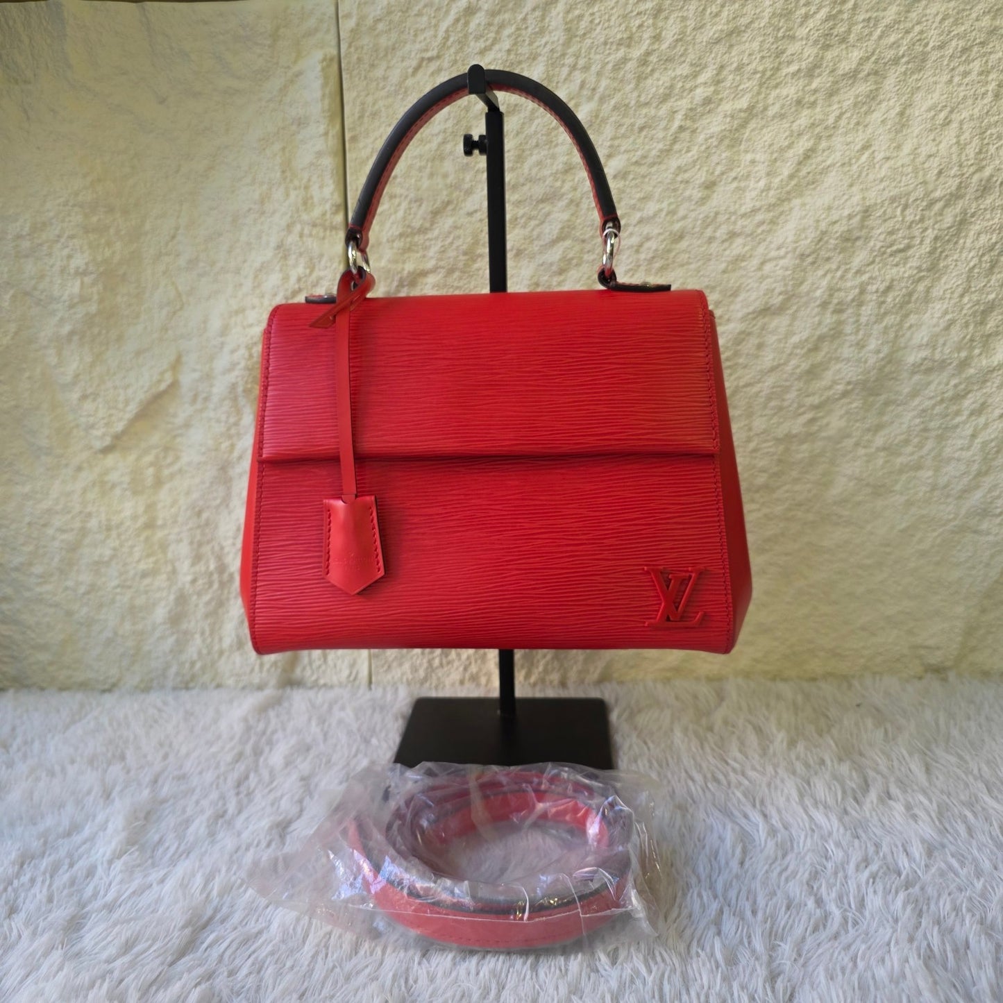 Louis Vuitton Epi Leather Top Handle Handbag (Pre-Owned)
