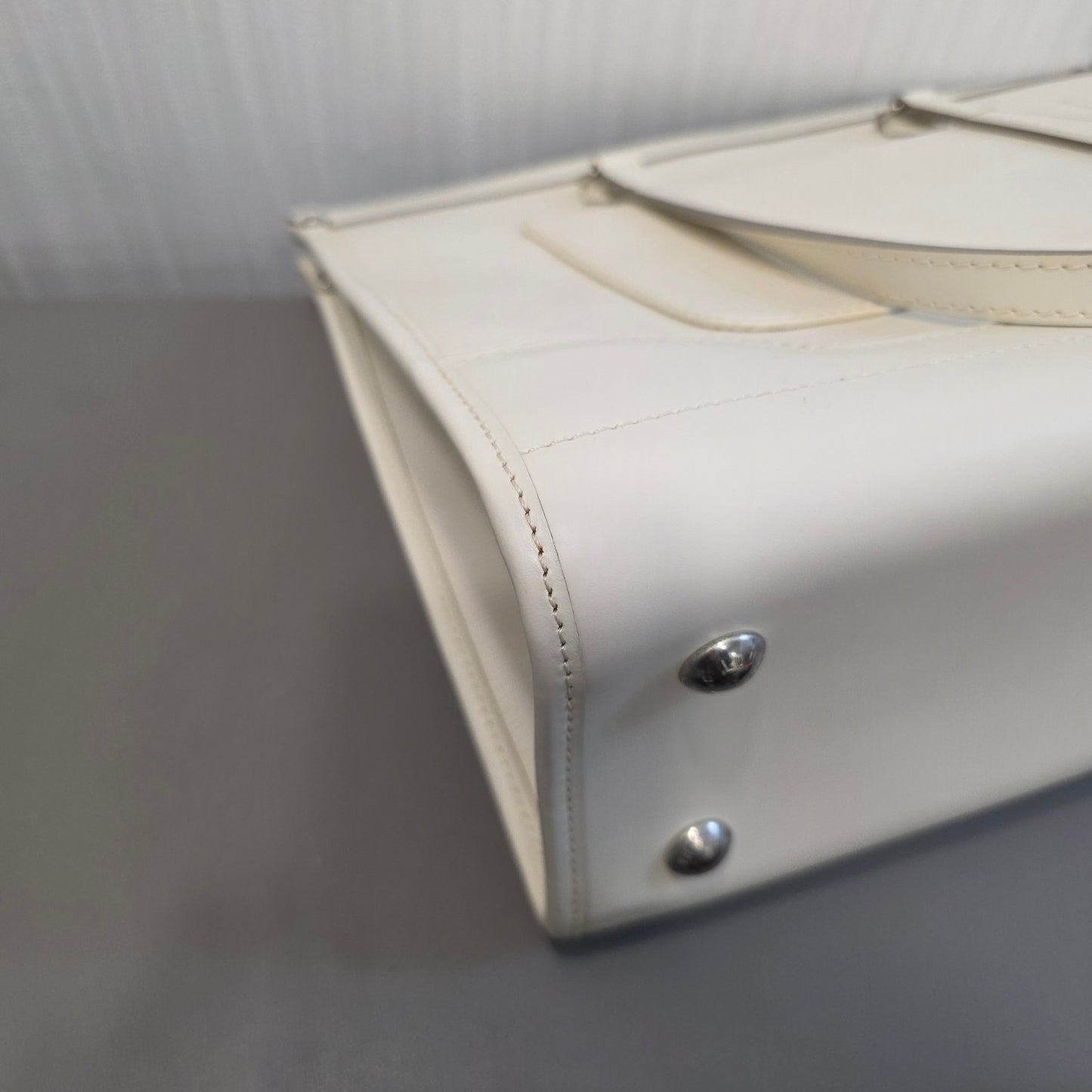 Louis Vuitton Epi Leather Tote Handbag (Pre-Owned)
